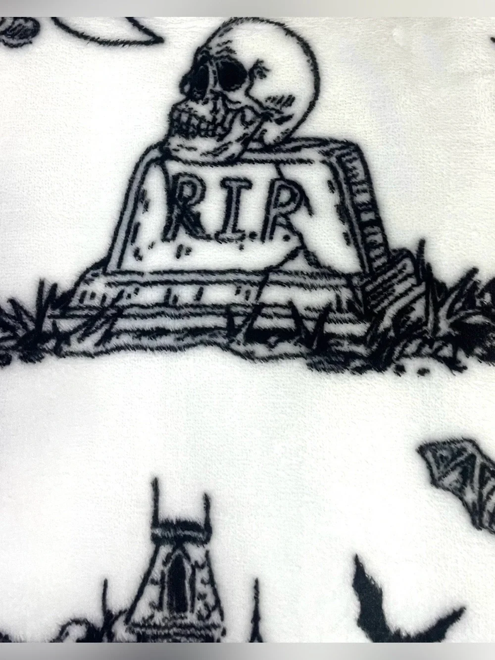 Halloween Oversized Plush Throw White Black Skeleton Haunted House Cat Tombstone